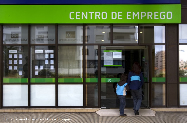 Imagem não disponível sobre: Região Centro está entre as regiões com maior descida no desemprego em julho 2021, face ao mês anterior